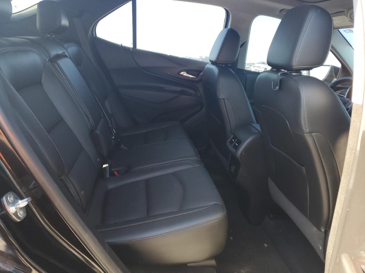 2GNAXKEV8M6133450 2021 Chevrolet Equinox Lt