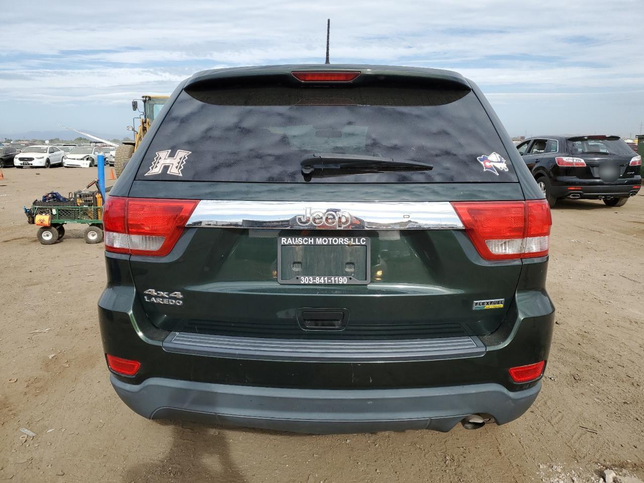 1J4RR4GGXBC741484 2011 Jeep Grand Cherokee Laredo