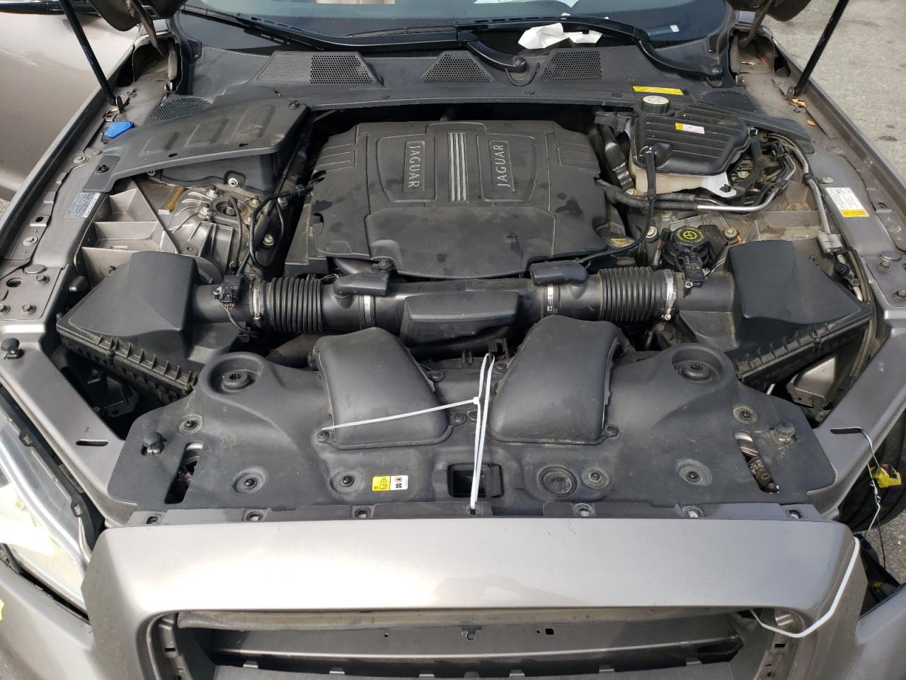 SAJWA2GBXBLV14225 2011 Jaguar Xjl