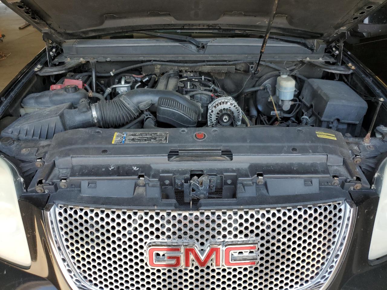 1GKUKEEF2AR108000 2010 GMC Yukon Denali