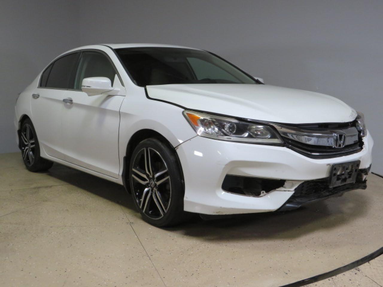 2017 Honda Accord Ex vin: 1HGCR2F78HA032463