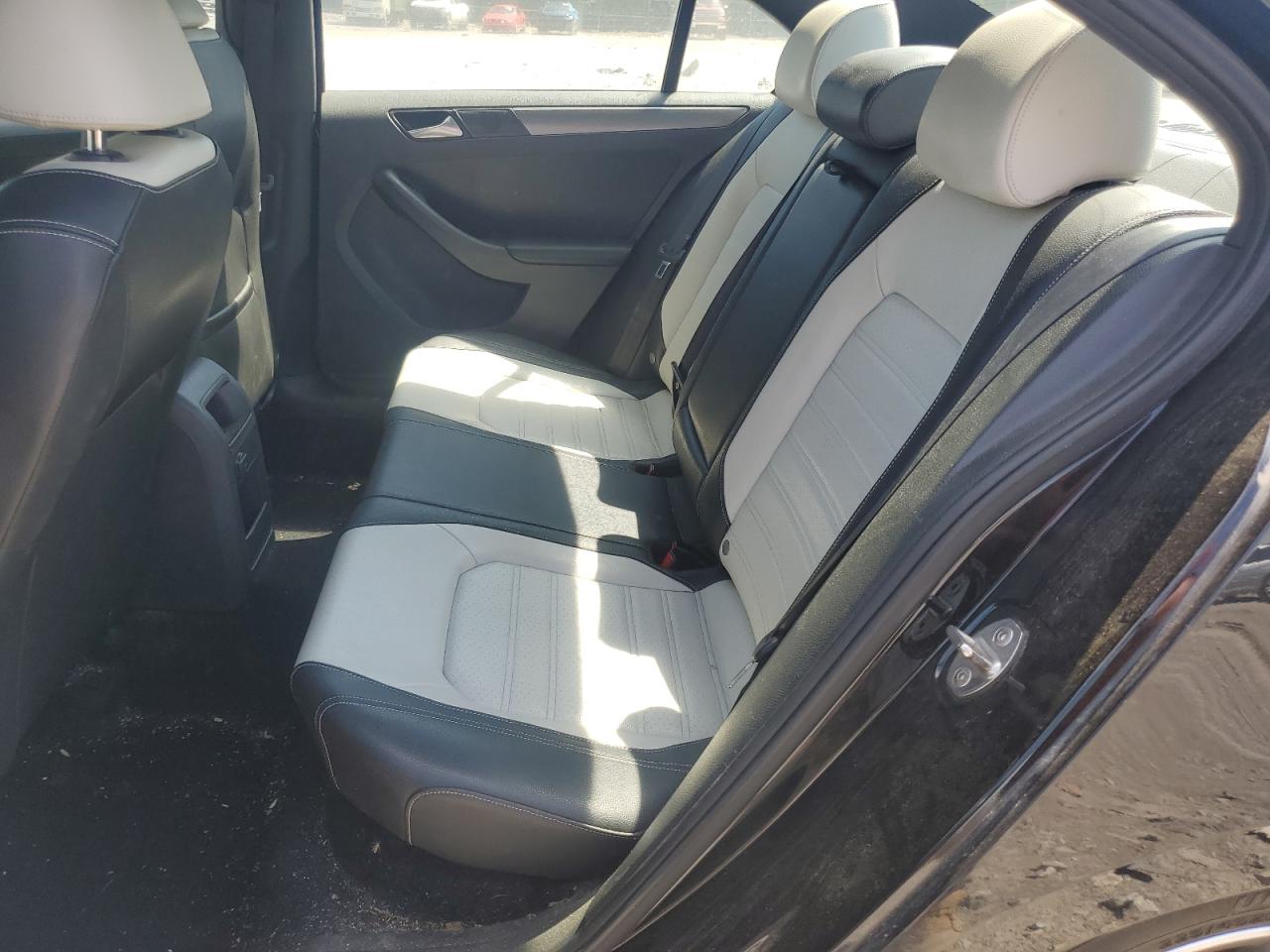 3VWD17AJ6GM414483 2016 Volkswagen Jetta Sport