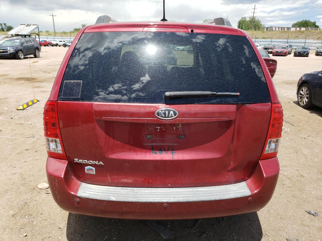 KNDMG4C7XB6411158 2011 Kia Sedona Lx