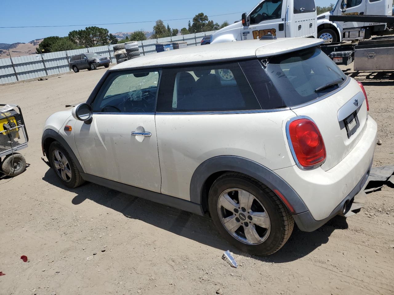 2015 Mini Cooper vin: WMWXM5C53F3A59767