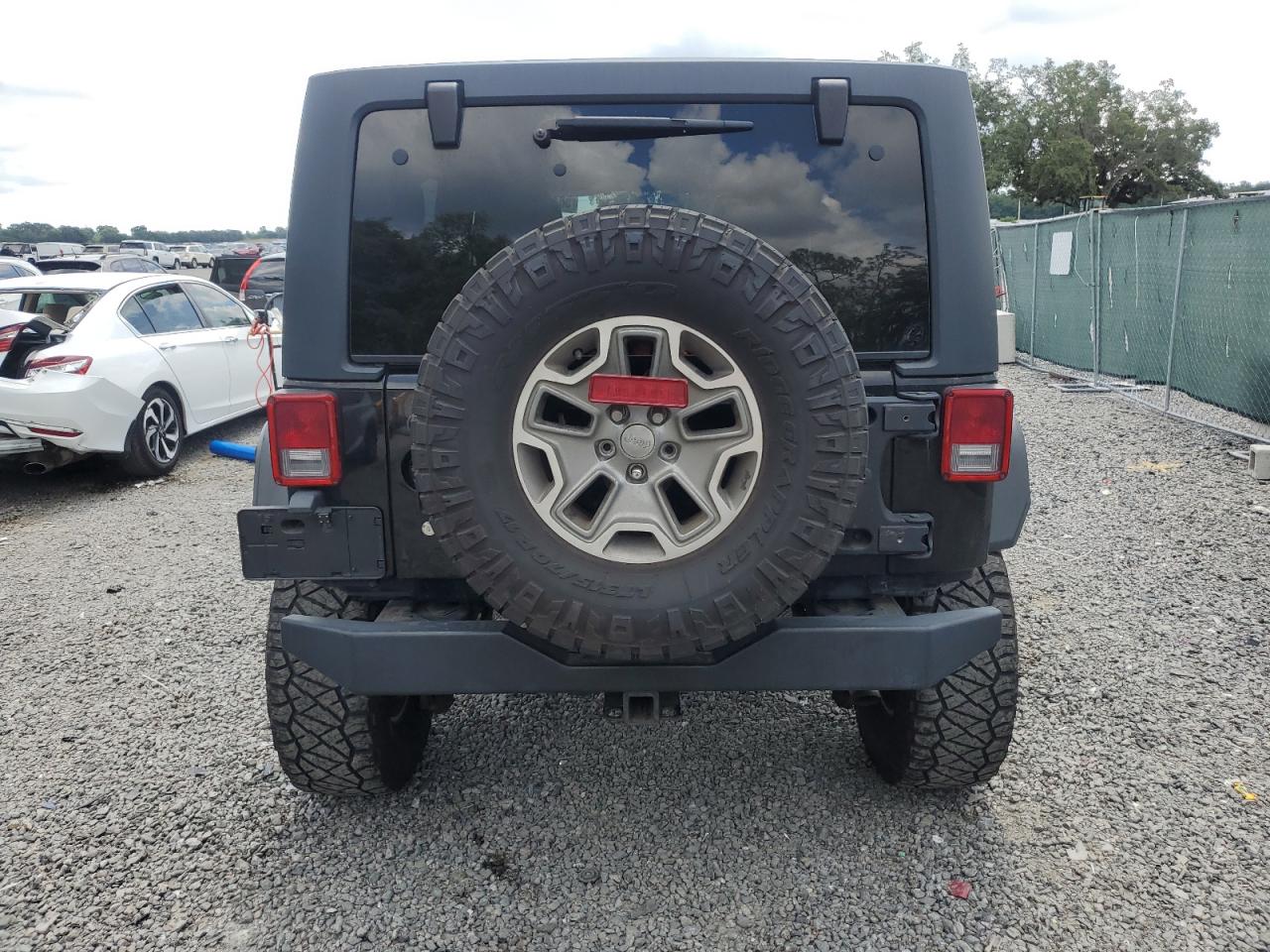 1C4HJWFG3DL595339 2013 Jeep Wrangler Unlimited Rubicon