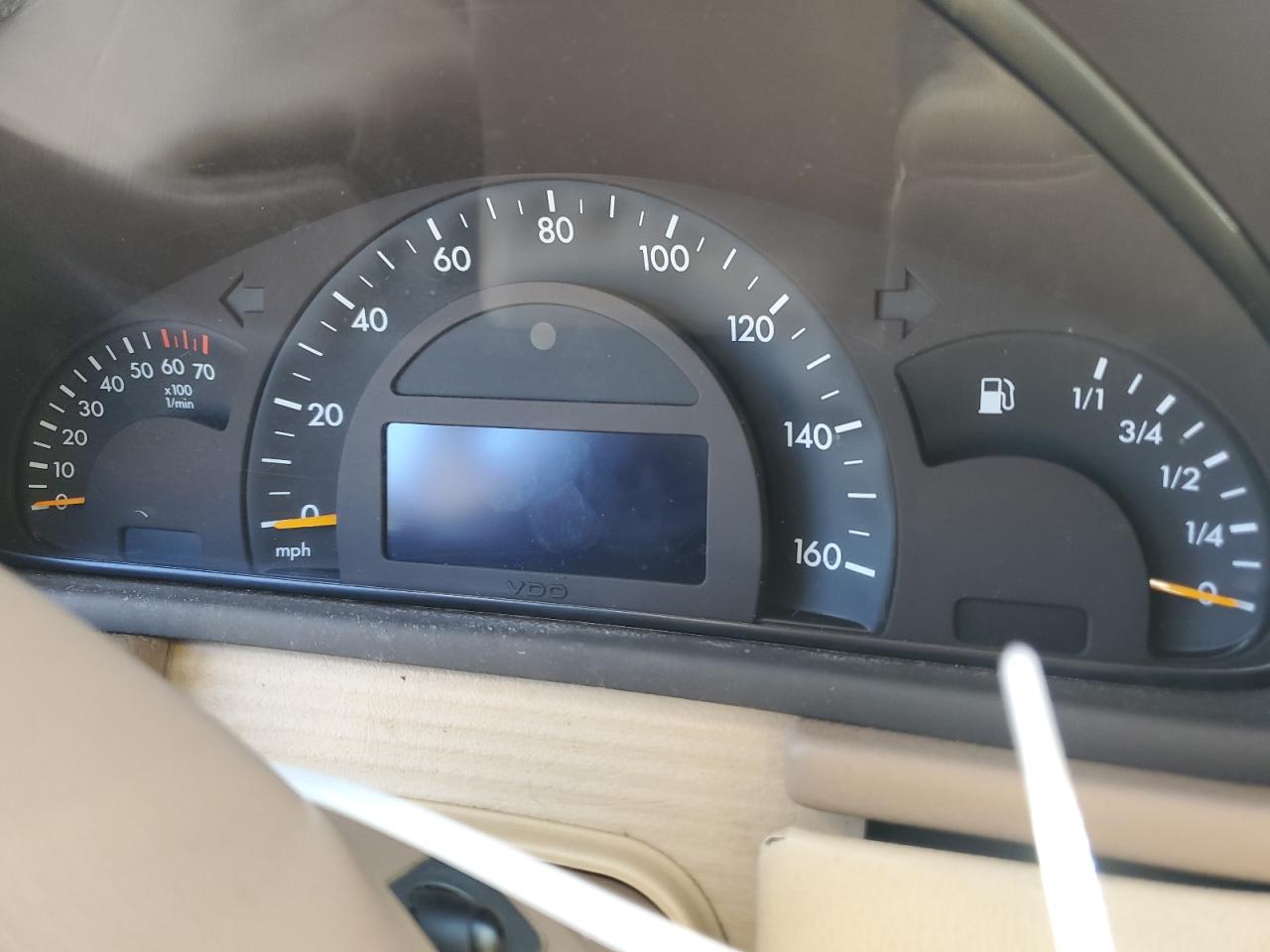 WDBRF61J72F253086 2002 Mercedes-Benz C 240