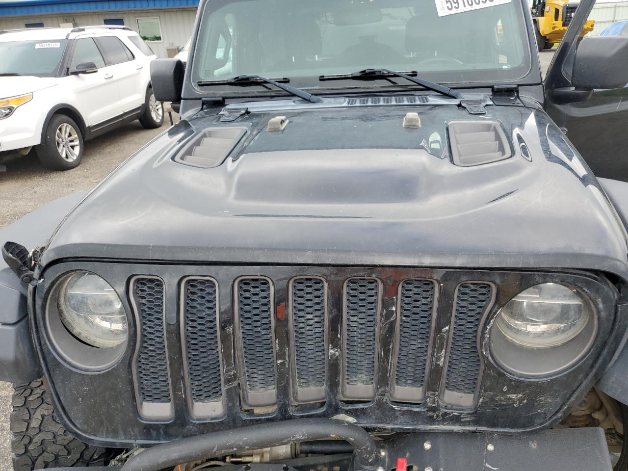 1C4HJXCN7KW550585 2019 Jeep Wrangler Rubicon