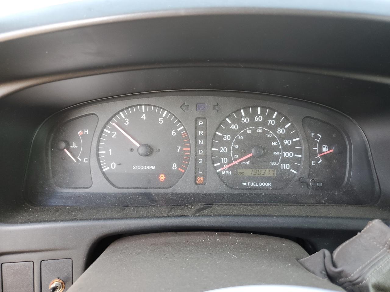 4T3ZF13C4XU139393 1999 Toyota Sienna Le