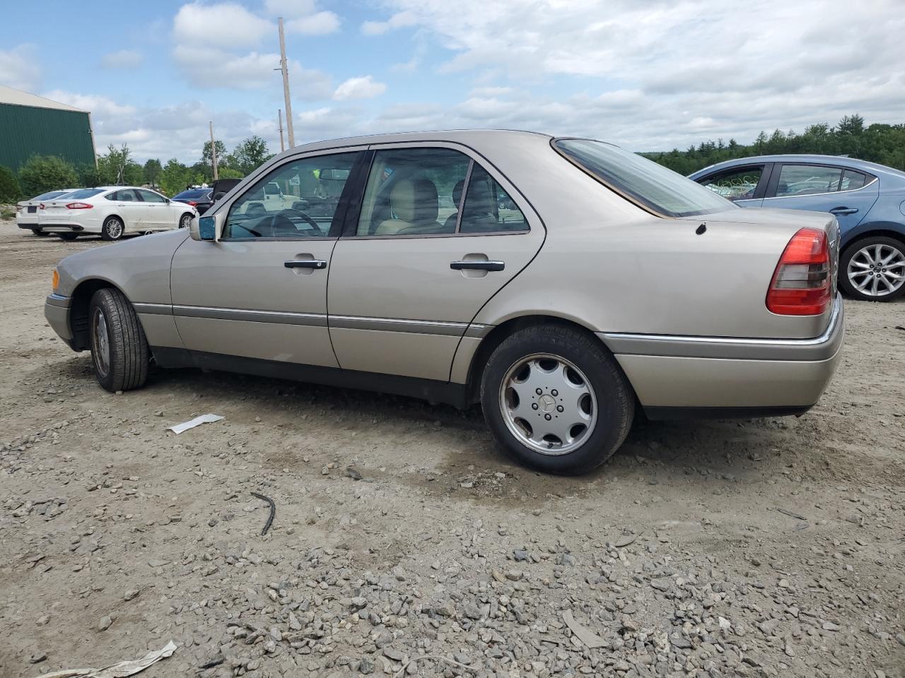 WDBHA28EXRF108985 1994 Mercedes-Benz C 280