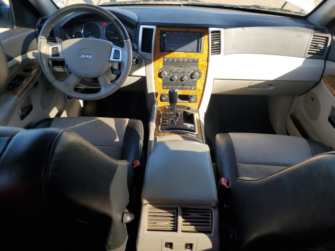 1J4RR5GT9AC126975 2010 Jeep Grand Cherokee Limited