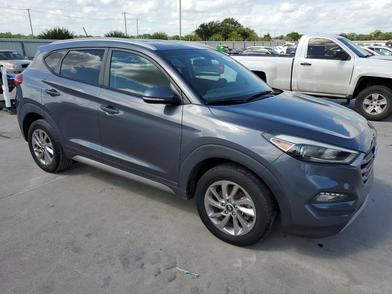 2017 Hyundai Tucson Limited vin: KM8J33A2XHU358980