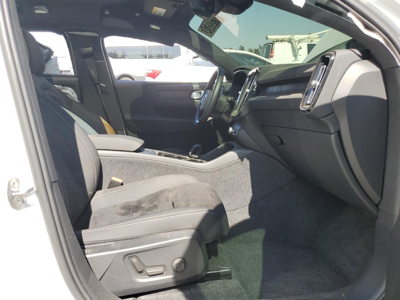 YV4ED3GL6P2064308 2023 Volvo C40 Recharge Plus