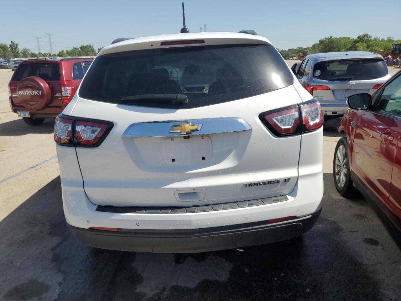 1GNKRHKD9GJ166378 2016 Chevrolet Traverse Lt