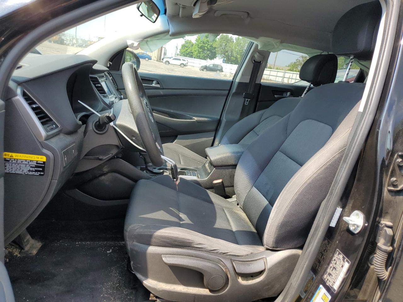 KM8J23A45HU538985 2017 Hyundai Tucson Se