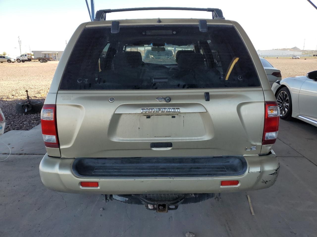 JN8AR07S5YW418844 2000 Nissan Pathfinder Le