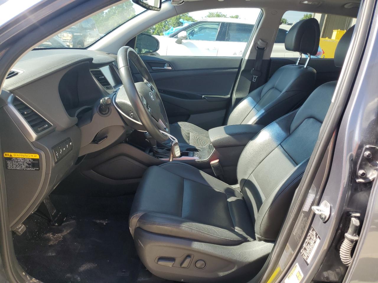 KM8J33A22GU192601 2016 Hyundai Tucson Limited