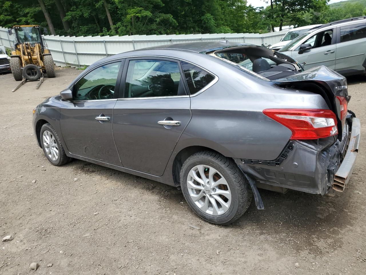 2019 Nissan Sentra S vin: 3N1AB7AP0KY440878