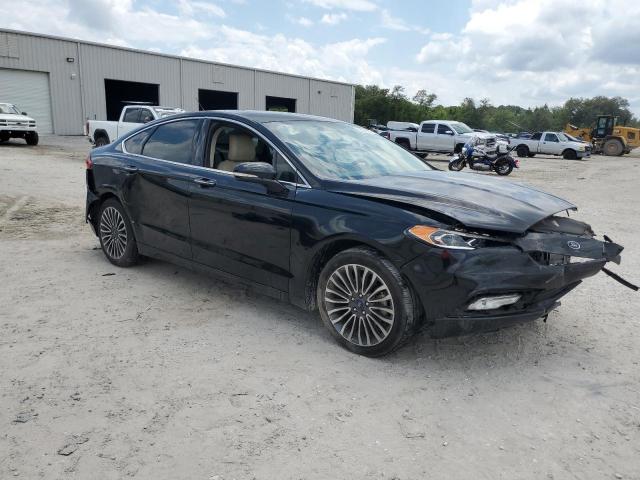 VIN 3FA6P0D92JR163271 2018 Ford Fusion, Titanium/Pl... no.4