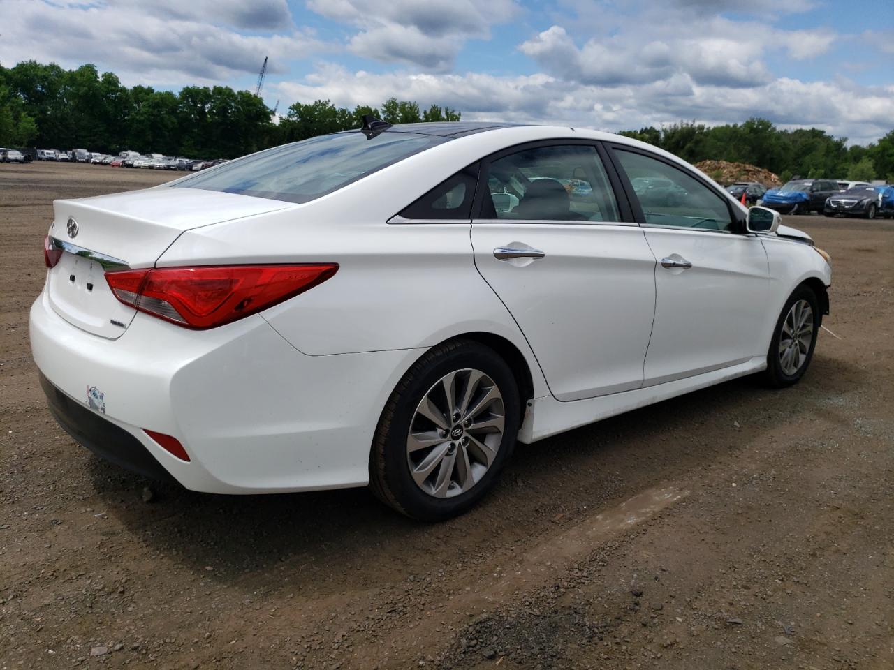 5NPEC4AC4EH831976 2014 Hyundai Sonata Se