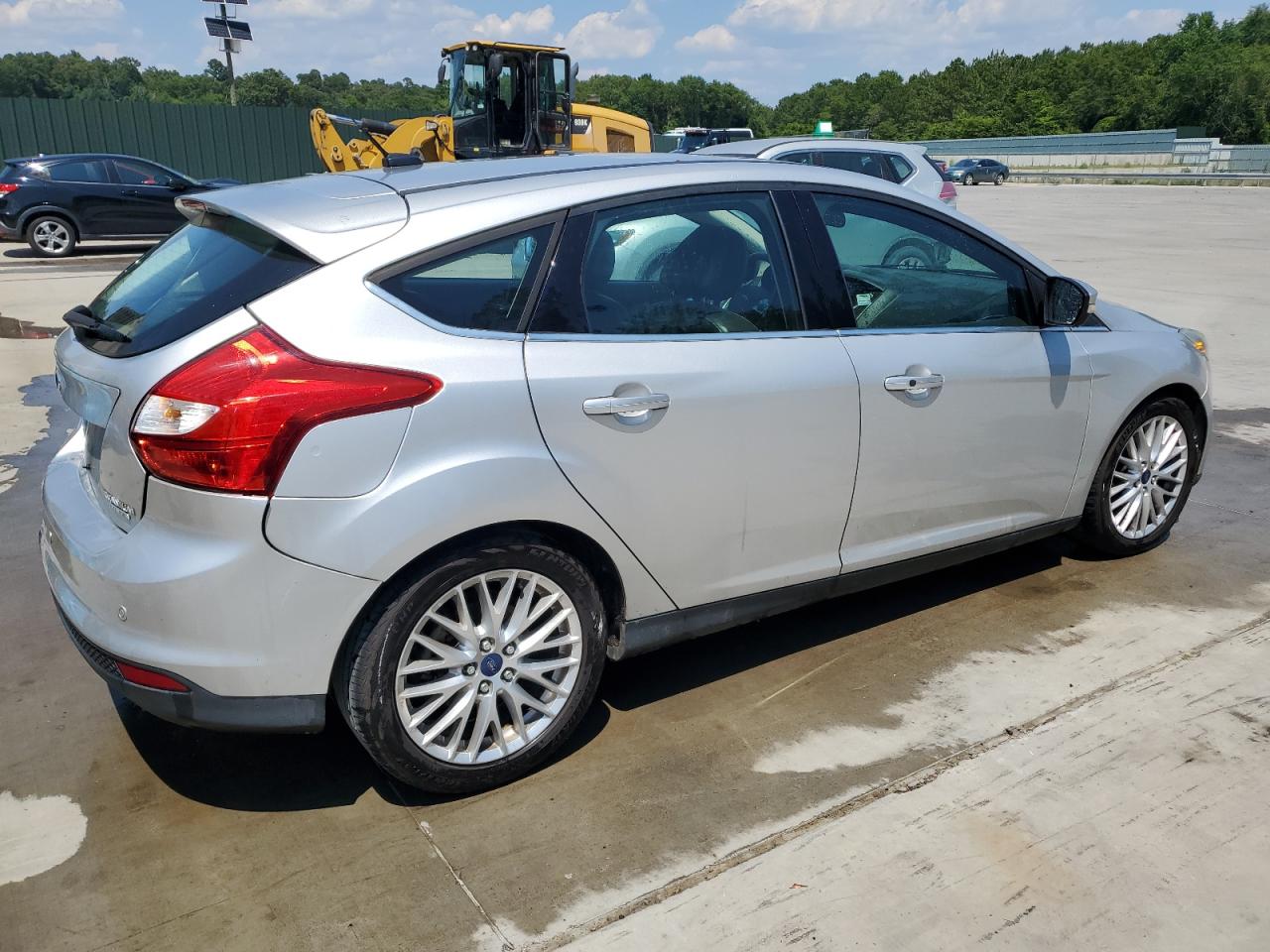 2014 Ford Focus Titanium vin: 1FADP3N21EL320030