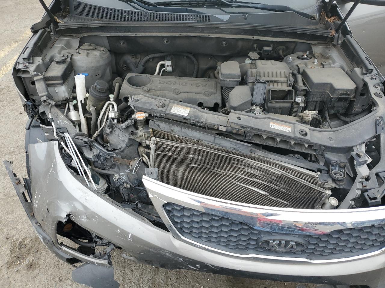 5XYKT3A11CG204555 2012 Kia Sorento Base