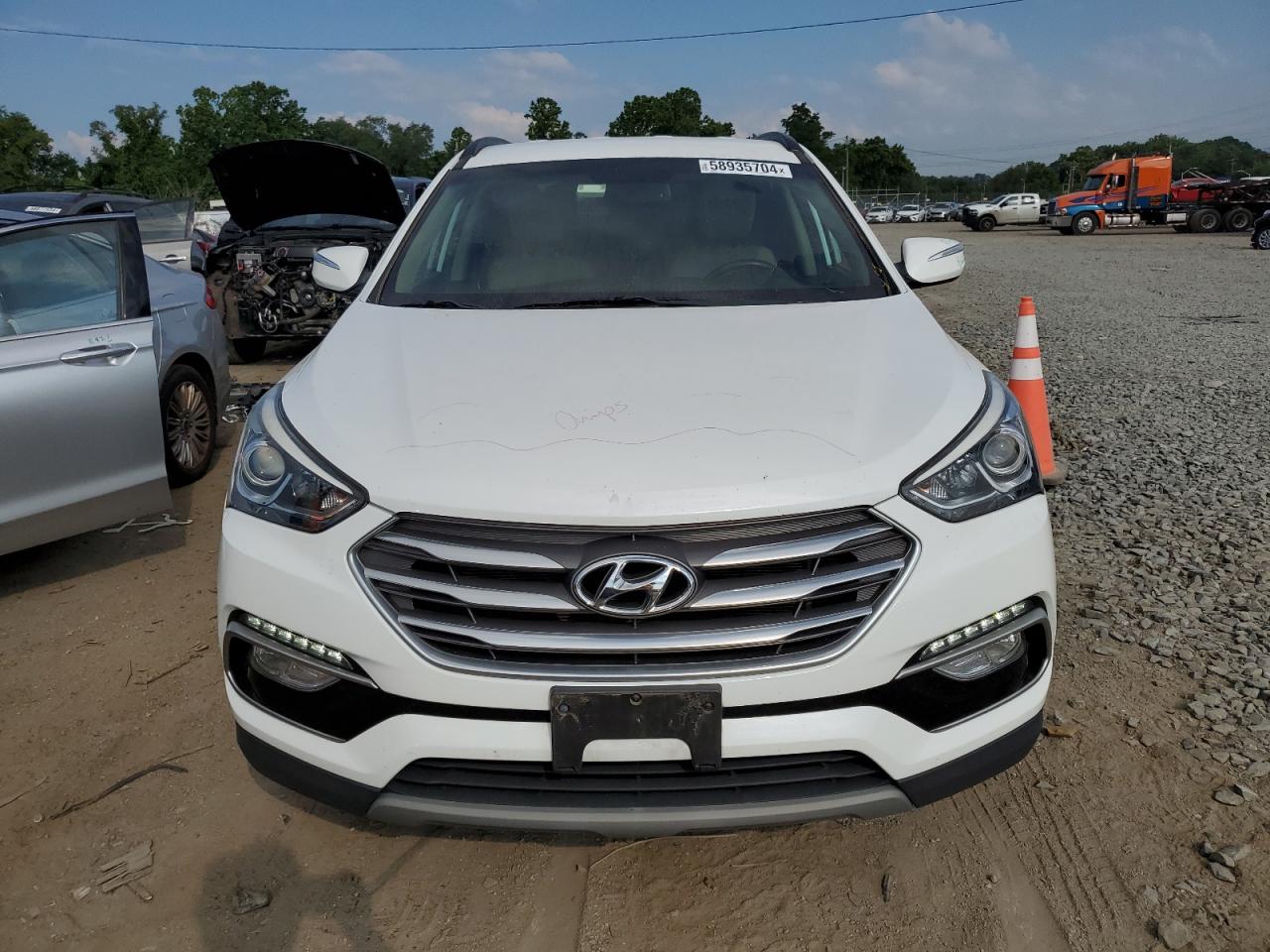 5XYZUDLBXJG542329 2018 Hyundai Santa Fe Sport