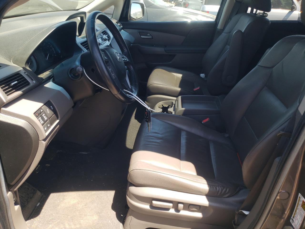5FNRL5H96CB043312 2012 Honda Odyssey Touring