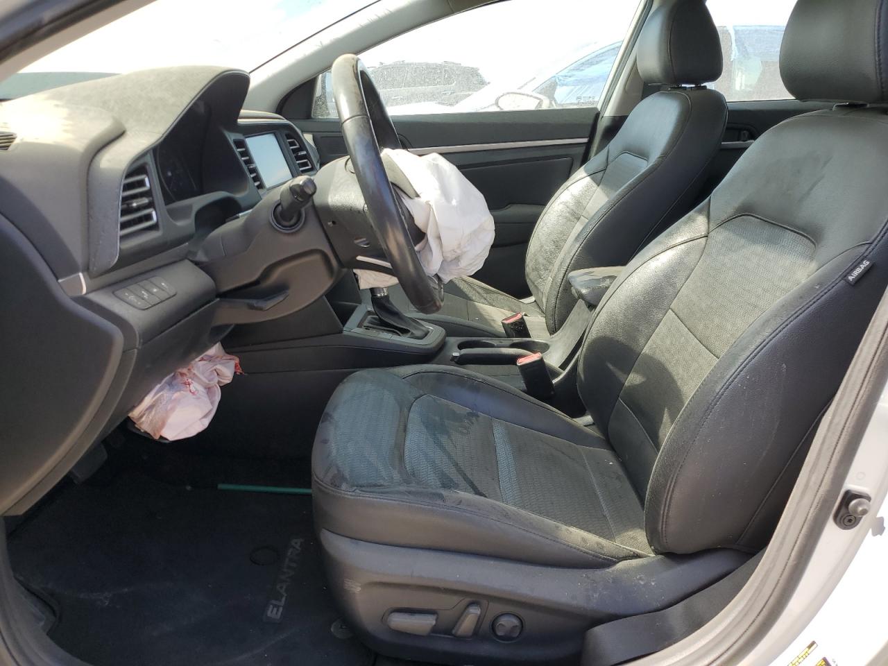 5NPD84LF2KH439059 2019 Hyundai Elantra Sel