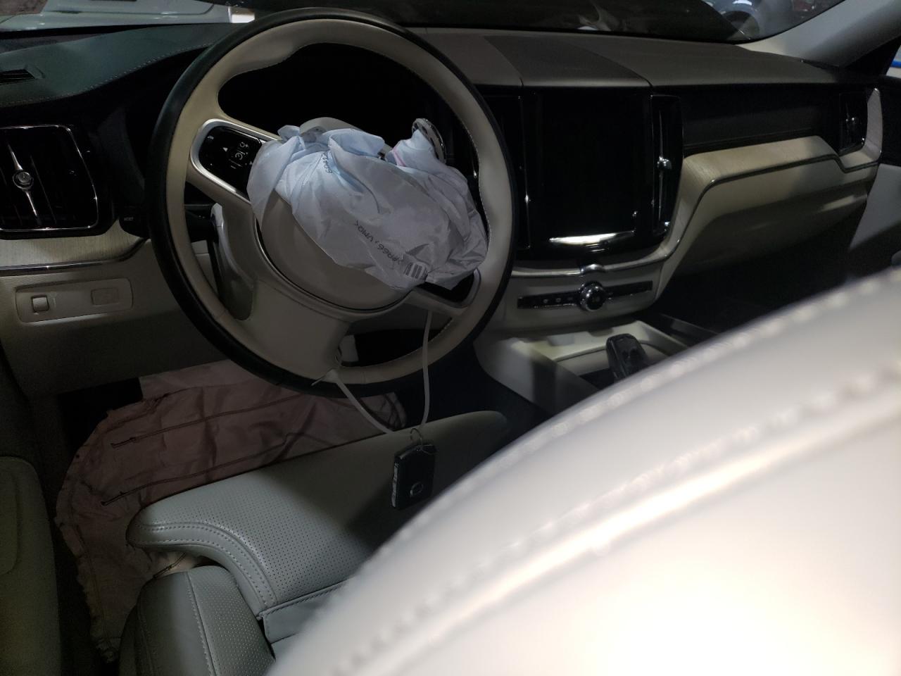 YV4L12DLXN1921621 2022 Volvo Xc60 B5 Inscription