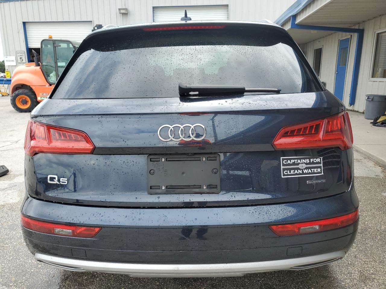 WA1CNAFY0K2024141 2019 Audi Q5 Prestige