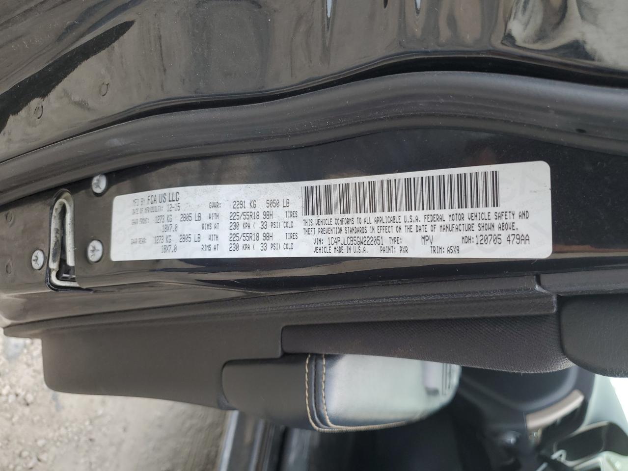 1C4PJLCB5GW222051 2016 Jeep Cherokee Latitude