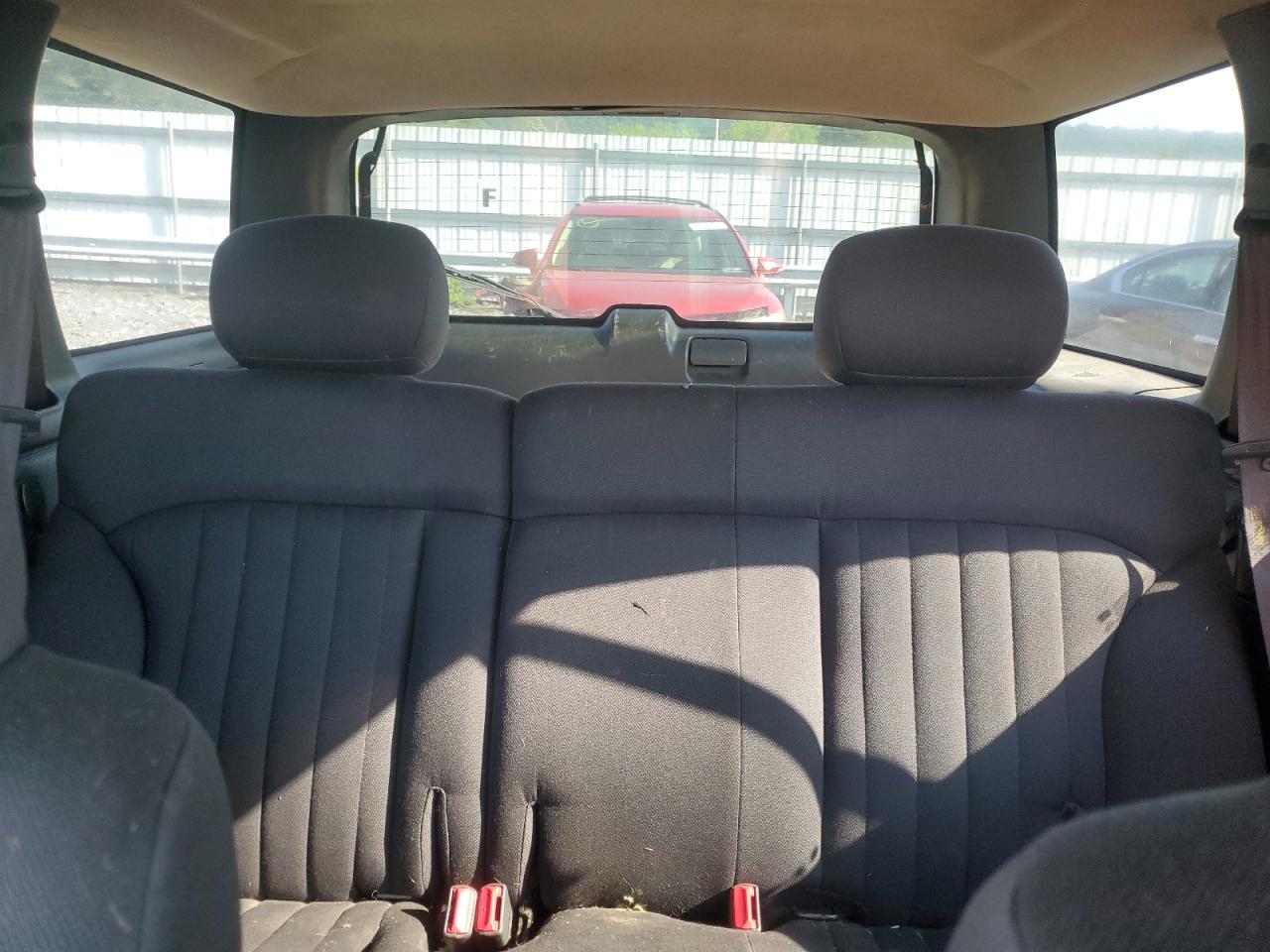 1GNDT13X84K105412 2004 Chevrolet Blazer