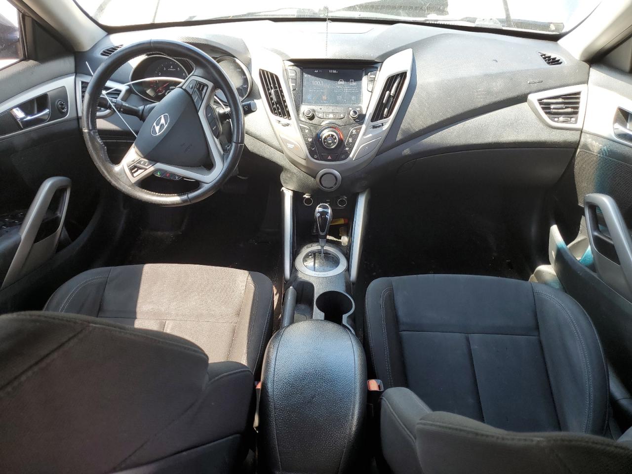 KMHTC6AD0HU305247 2017 Hyundai Veloster