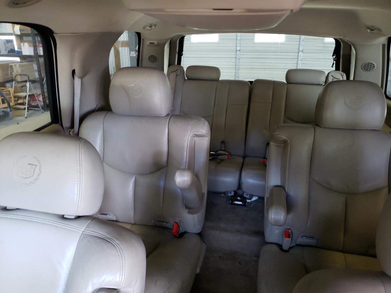 1GYEK63N74R190725 2004 Cadillac Escalade Luxury