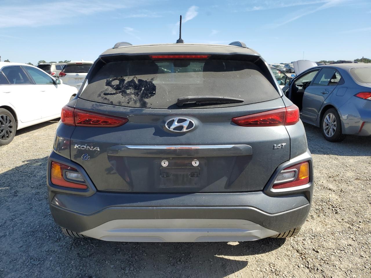 2018 Hyundai Kona Limited vin: KM8K33A51JU071483