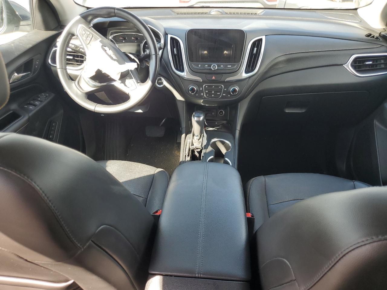 2GNAXPEX9K6305917 2019 Chevrolet Equinox Premier