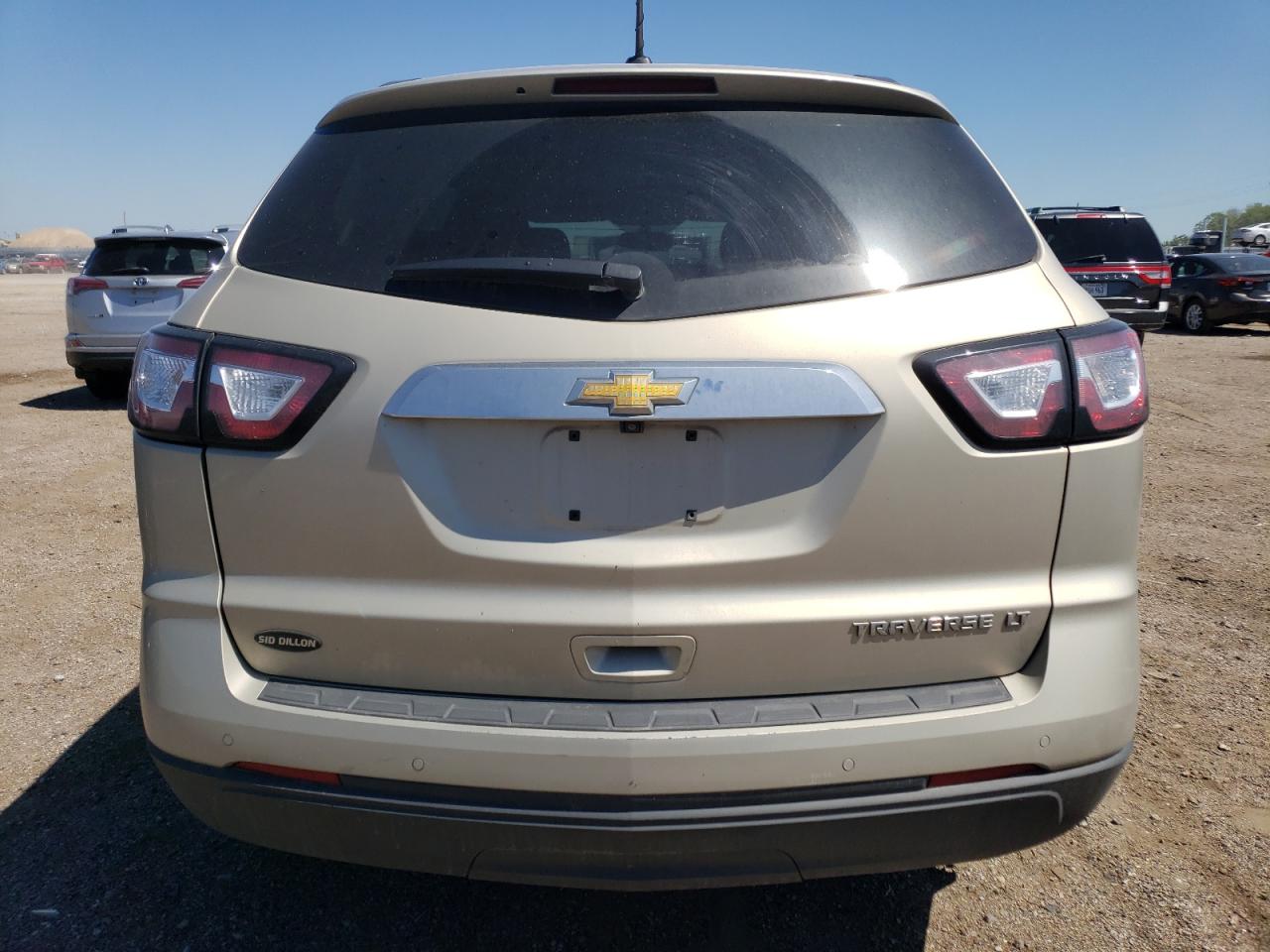 1GNKRGKDXGJ119354 2016 Chevrolet Traverse Lt