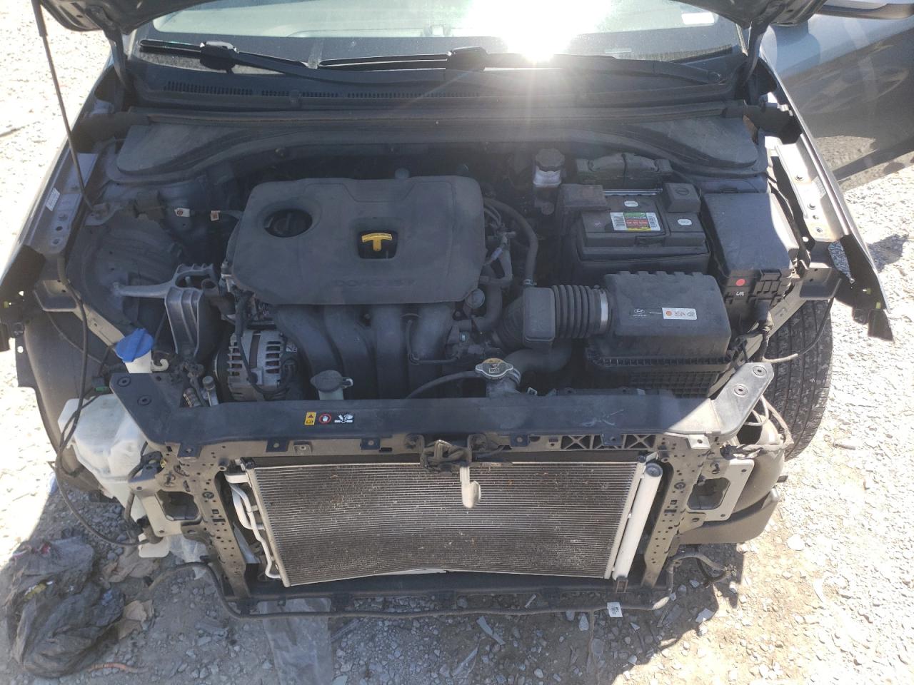 KMHD74LF7KU758087 2019 Hyundai Elantra Se