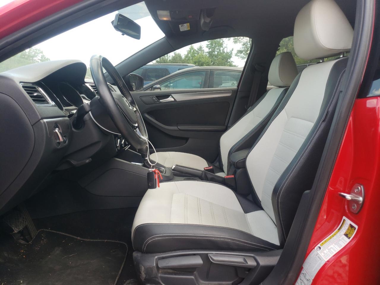 3VWD17AJ9GM332585 2016 Volkswagen Jetta Sport