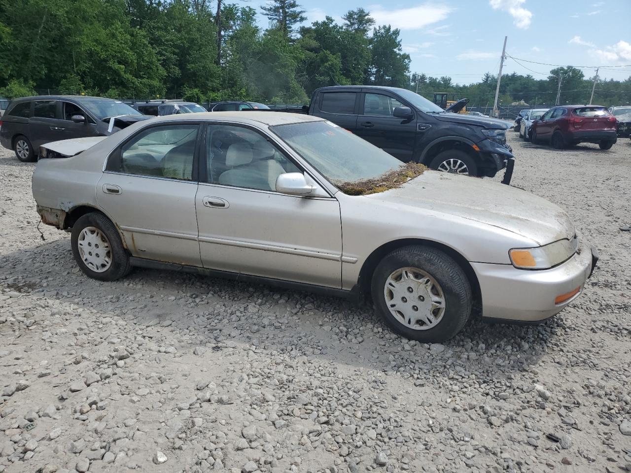 1HGCD5699TA210620 1996 Honda Accord Value