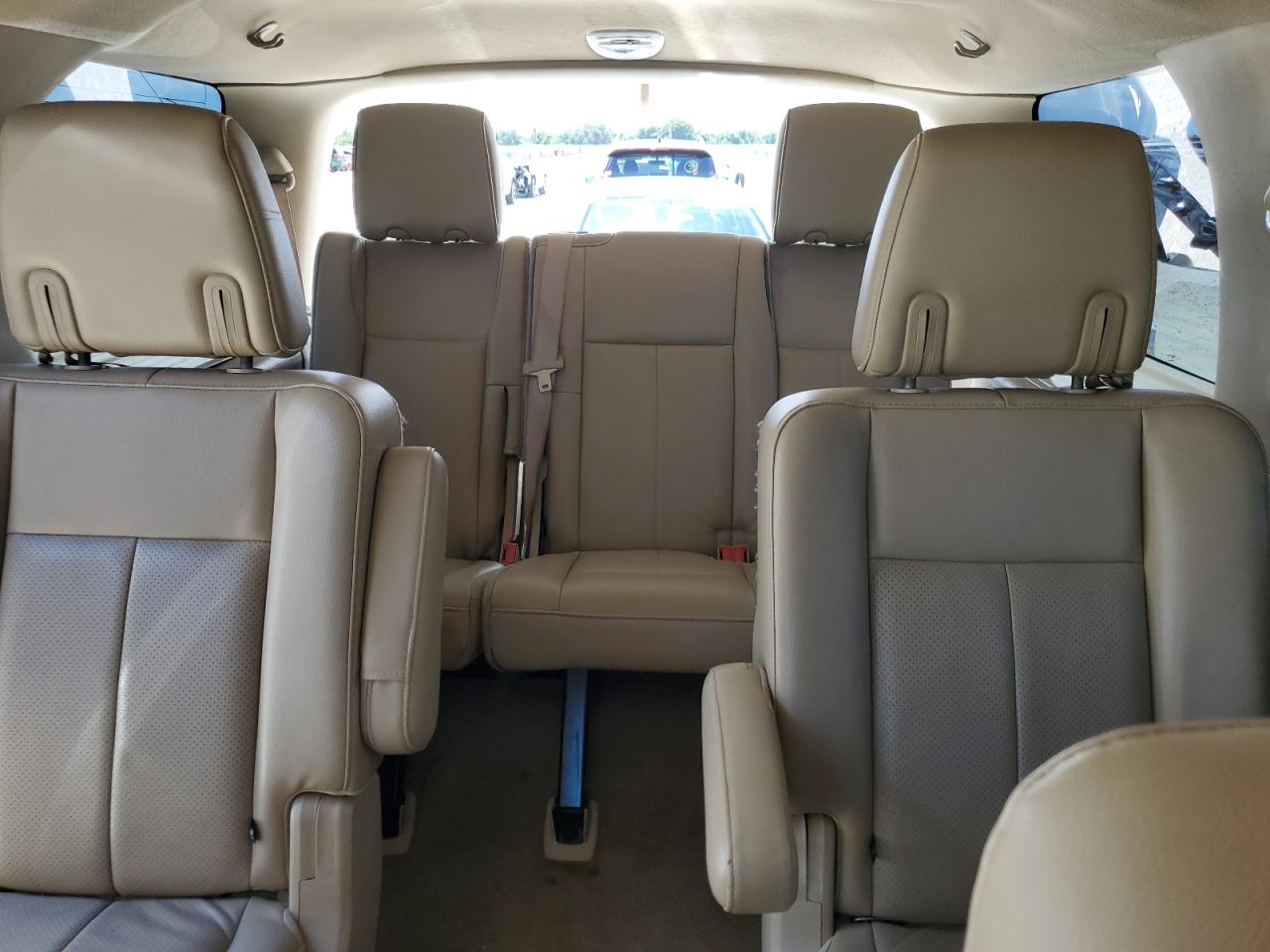 1FMJU1J57EEF15348 2014 Ford Expedition Xlt