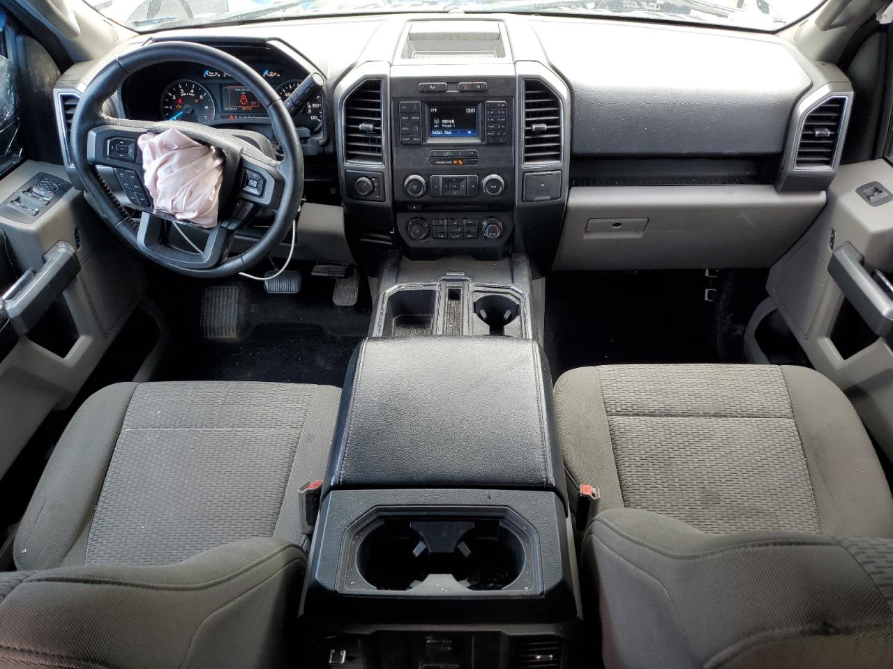 1FTEW1EP8HFC19135 2017 Ford F150 Supercrew