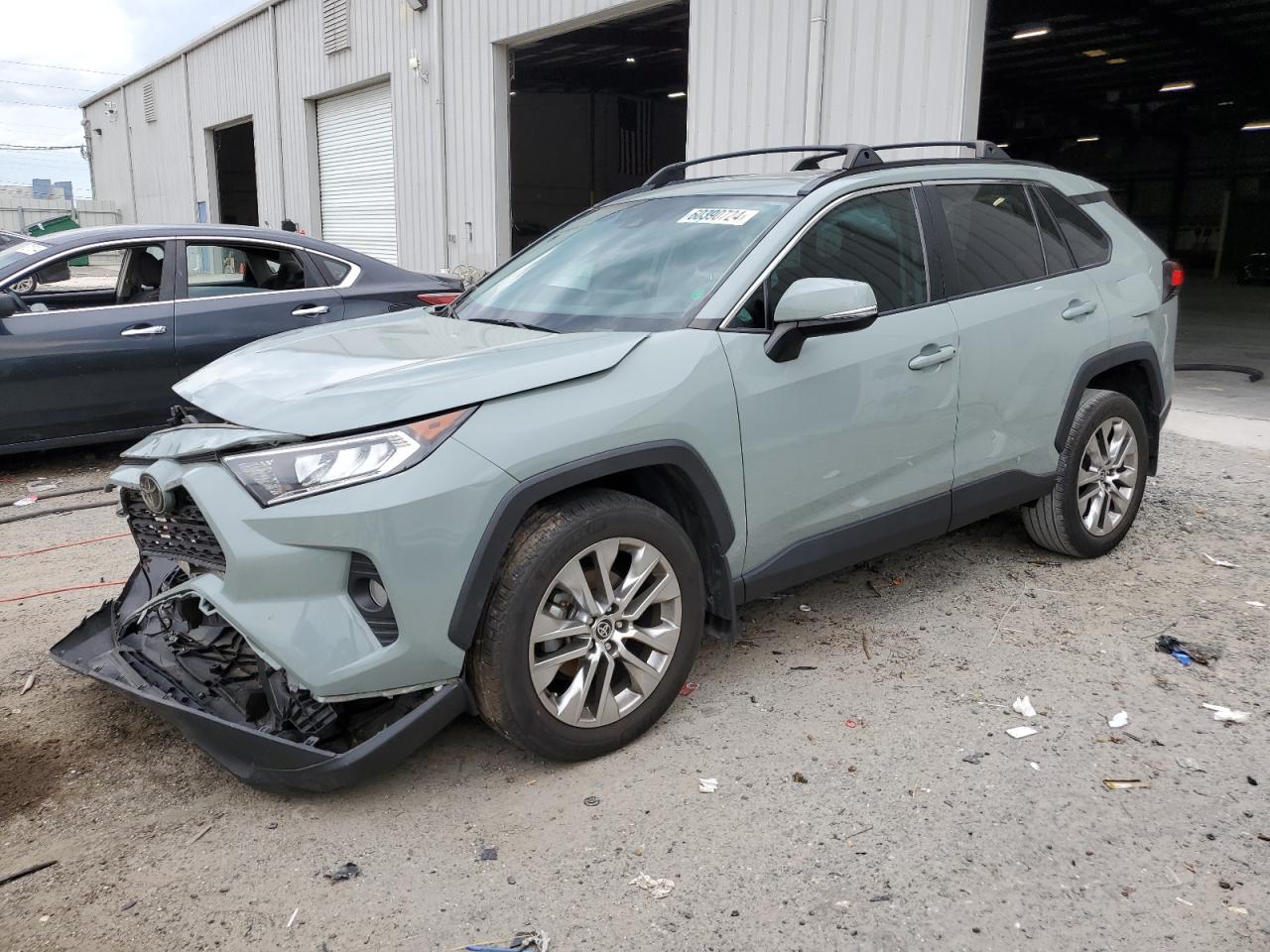 2021 Toyota Rav4 Xle Premium vin: 2T3C1RFVXMW124912