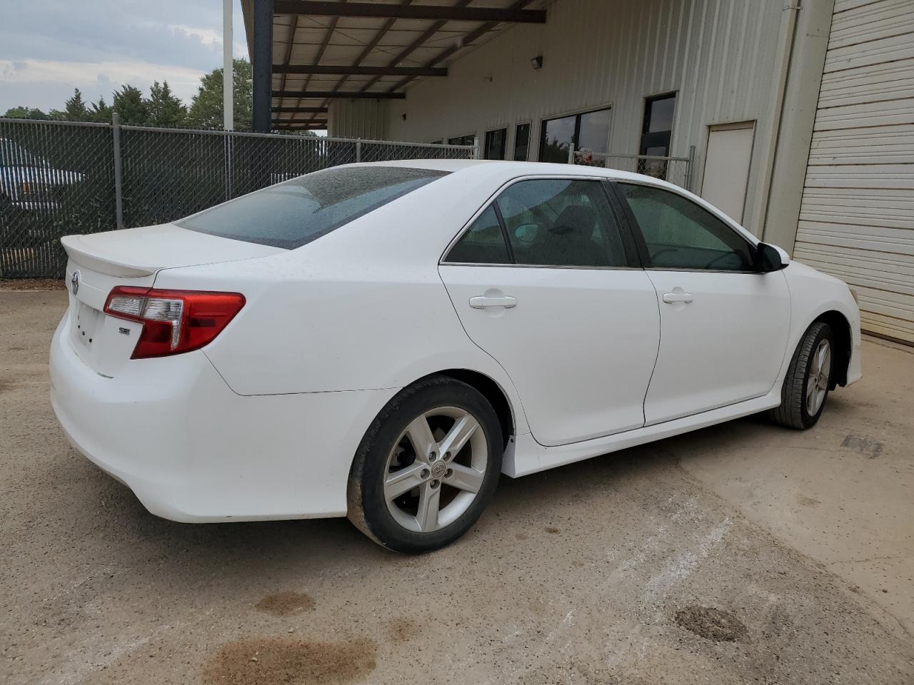 4T1BF1FK4EU818686 2014 Toyota Camry L