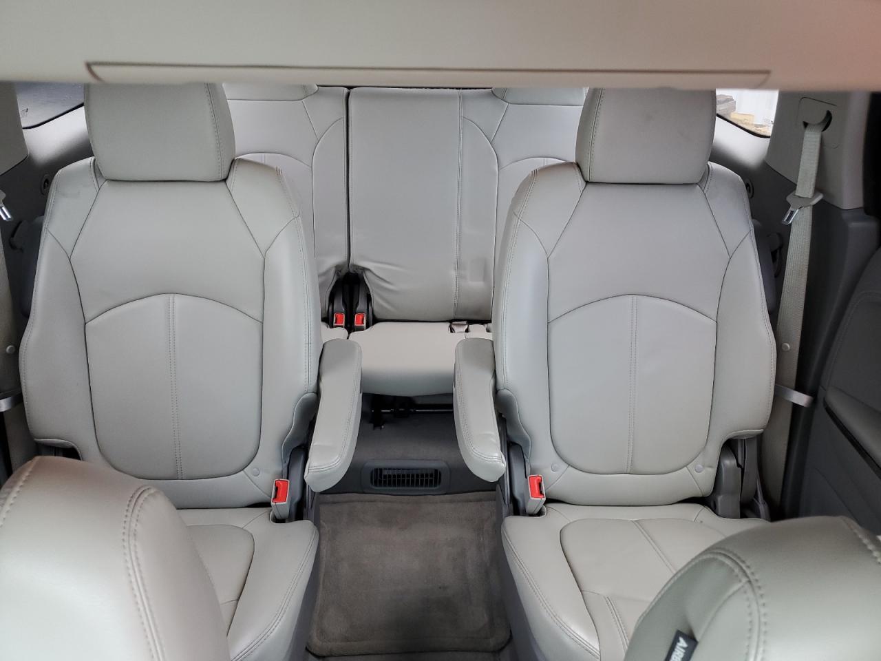 1GKKRSKD2HJ173152 2017 GMC Acadia Limited Slt-2