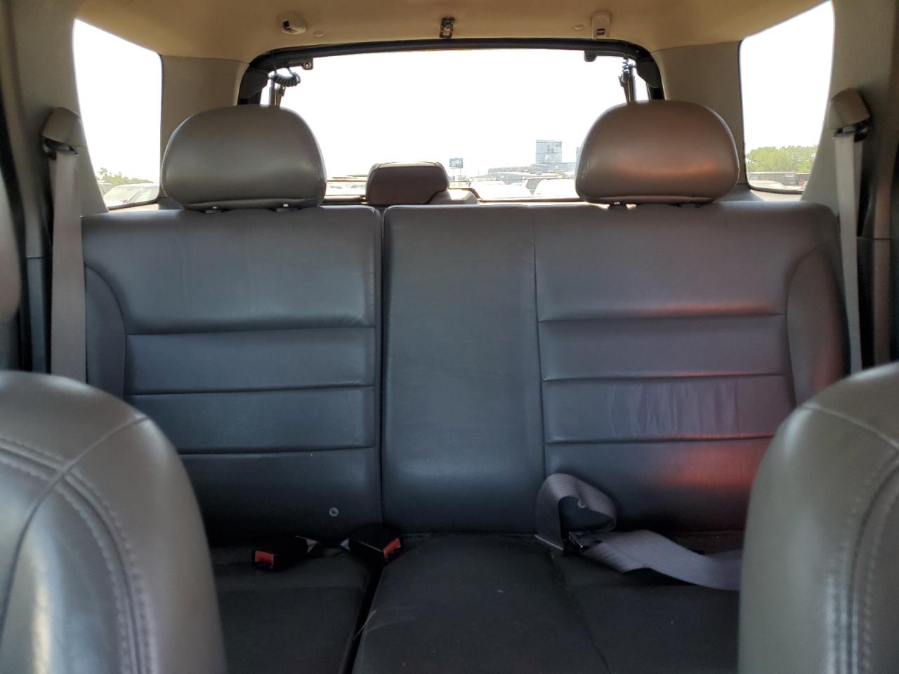 1FMYU04102KB43222 2002 Ford Escape Xlt