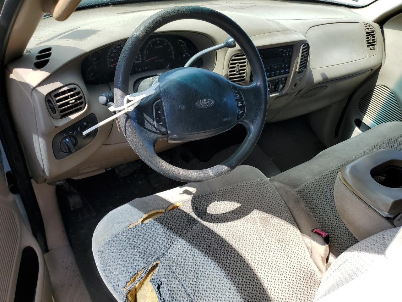 1FTRX18L4YNC07383 2000 Ford F150