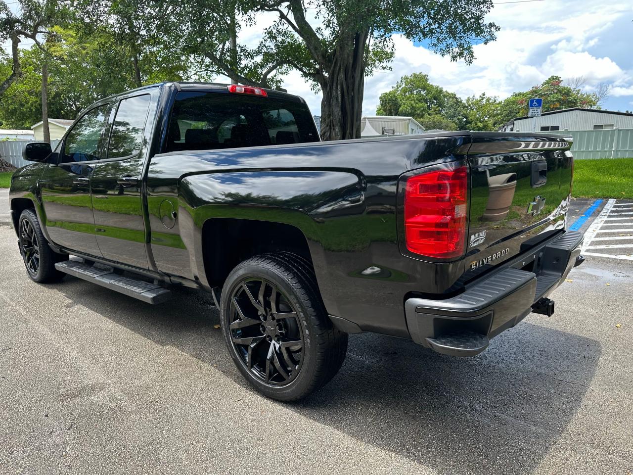 2018 Chevrolet Silverado C1500 vin: 1GCRCNEC0JZ182455