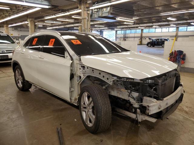 2015 MERCEDES-BENZ GLA 250 4M - WDCTG4GB6FJ052379