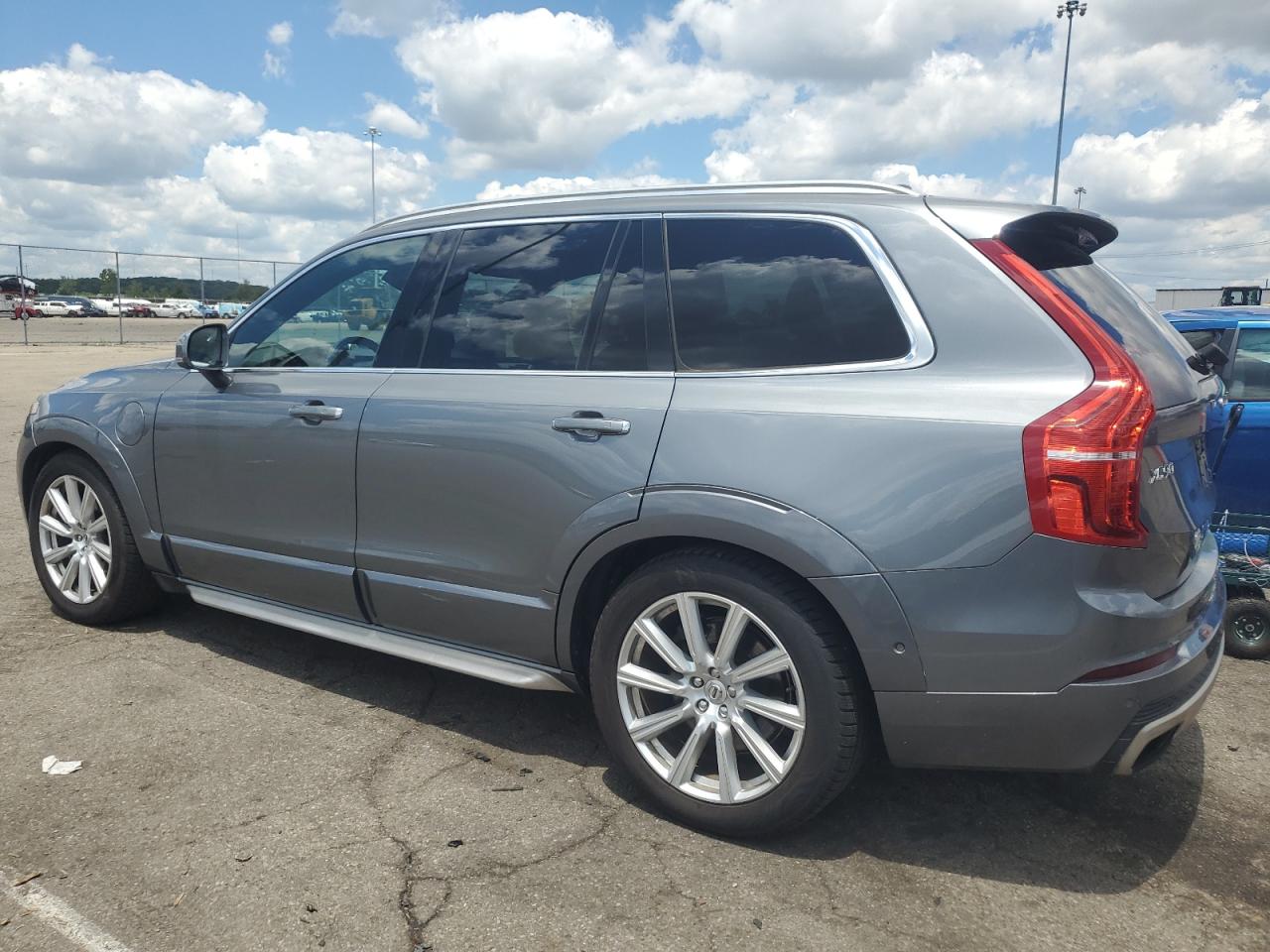 2016 Volvo Xc90 T8 vin: YV4BC0PL4G1046108